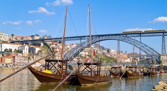 find out the best time to book a river cruise on the Douro