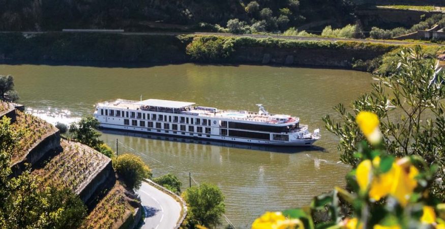 Uniworld Queen Isable on the Douro