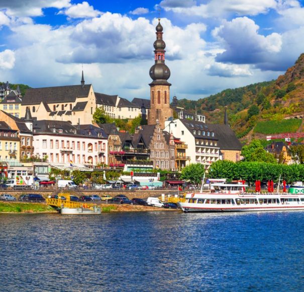 Rhine-river-cruises.-Cochem-townLowRes