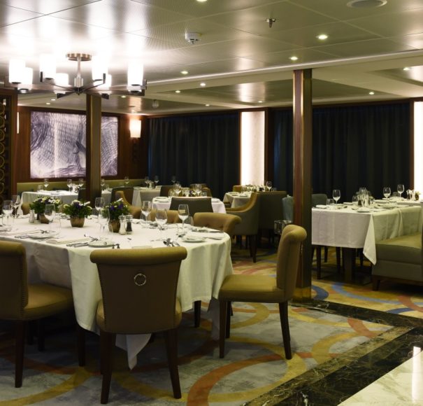 Riviera Travel douro-serenity dining room