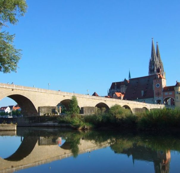 APT River Cruise Regensburg