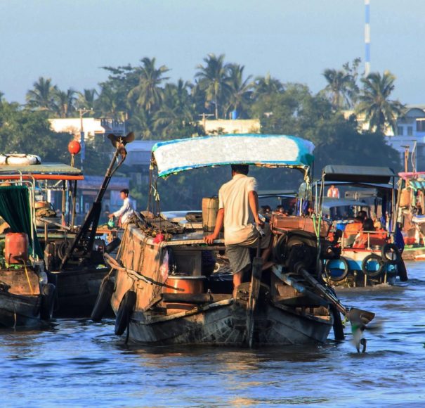 Mekong - Can-Tho-Floating-Market