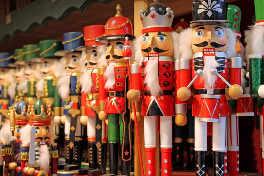 Colorful-nutcrackers-at-a-traditional-Christmas-market-in-Salzburg,-AustriaLowRes