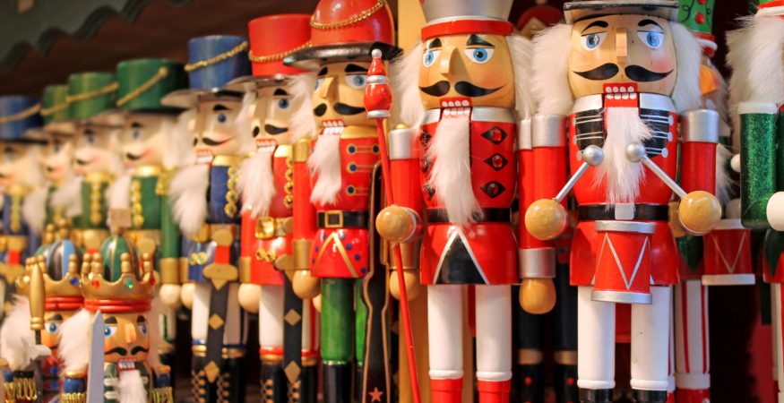 Colorful-nutcrackers-at-a-traditional-Christmas-market-in-Salzburg,-AustriaLowRes