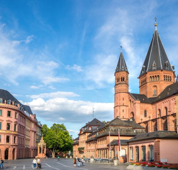 Titan Travel Mainz Main Square