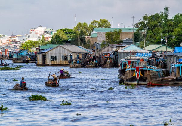 Day 11 - Tan Chau & Phnom, Penh