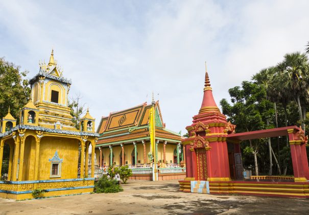 Day 18 - Wat Hanchey, Kampong Cham, Koh Pen