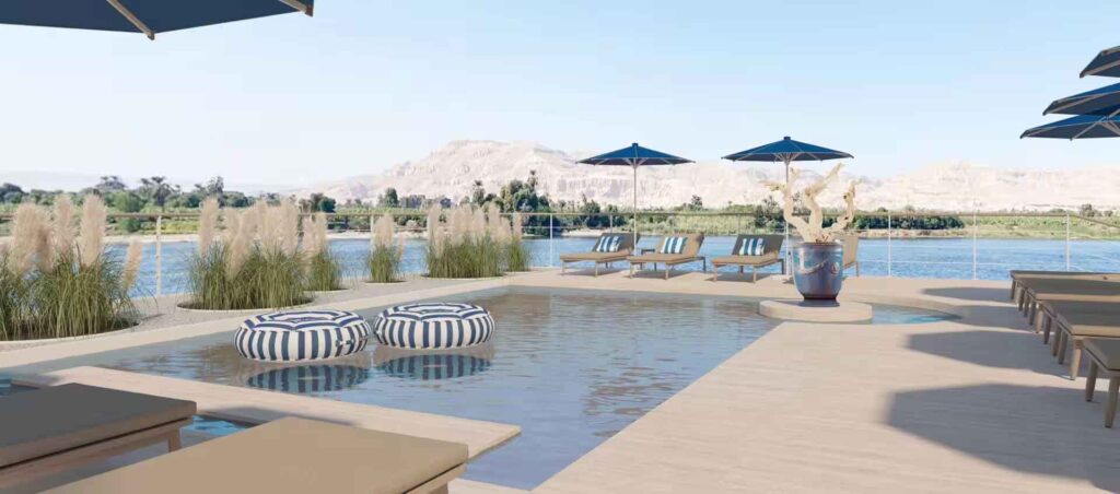 Travelmarvel Sirius - Sun Deck Pool