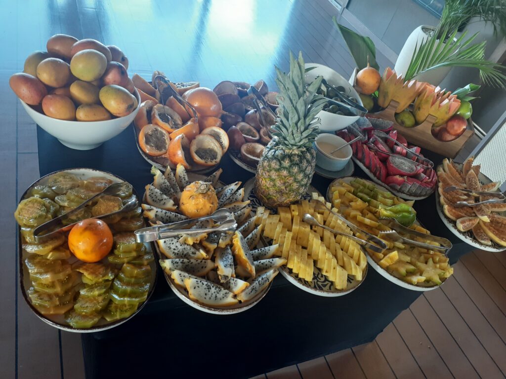 435 different types of fruit